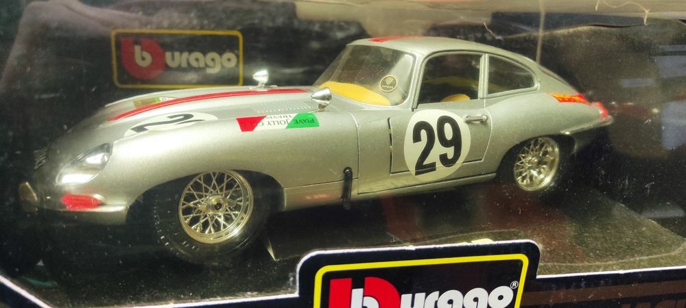 1/18 Jaguar e coupé 29 Burago carro coleção miniatura