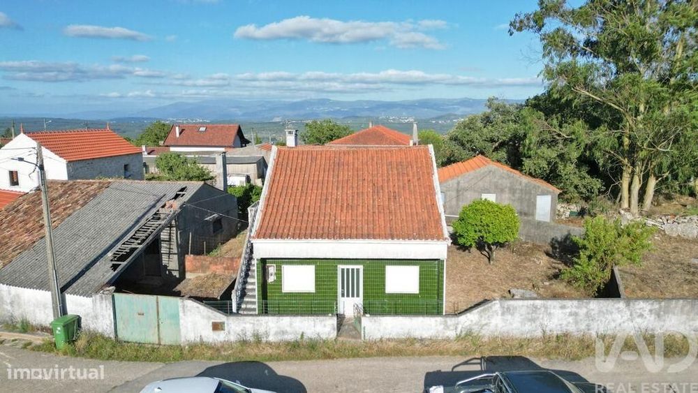 Casa / Villa T2 em São Miguel, Santa Eufémia e Rabaçal de 262,00 m2