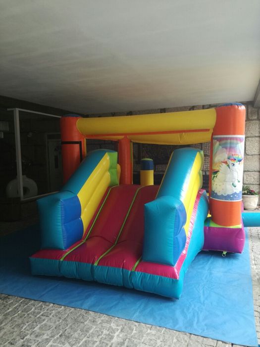 Insufláveis - Festas/Aniversário