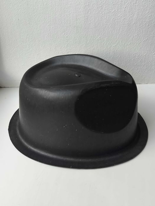 Підставка для підтримки, зберігання шляпи, капелюха