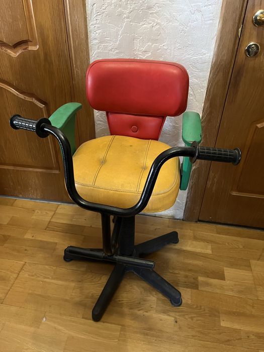 Кресло детское парикмахерское