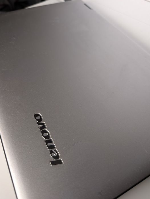 Laptop Lenovo Yoga 2 Pro (problem z ekranem)