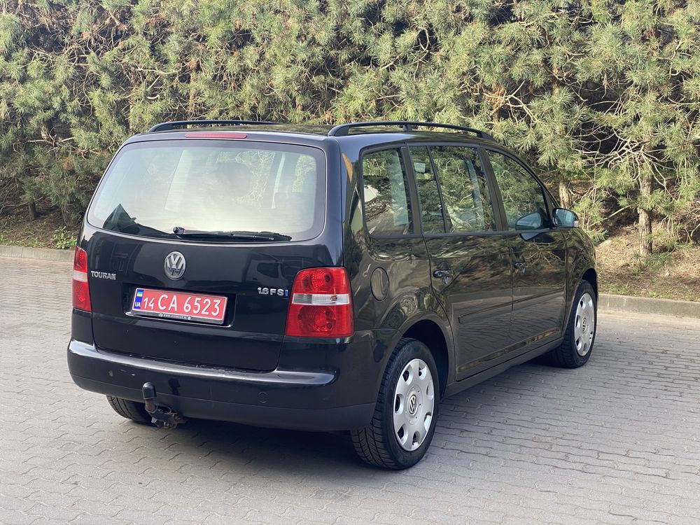 Продам VW Touran 1.6 бензин