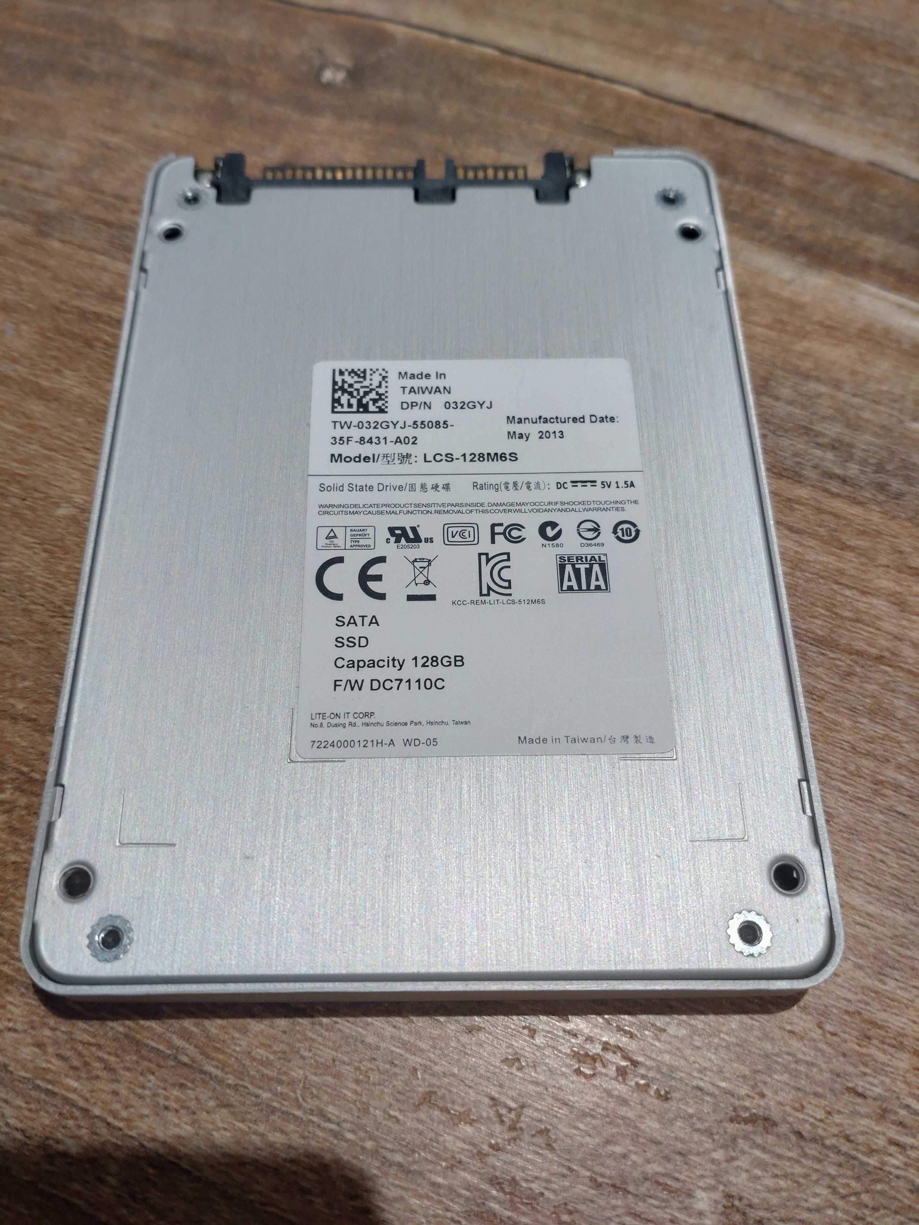 Komputer stacjonarny: intel i5, 8GB RAM, Karta 1GB