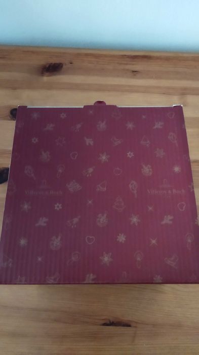 Prato com pé Villeroy Boch