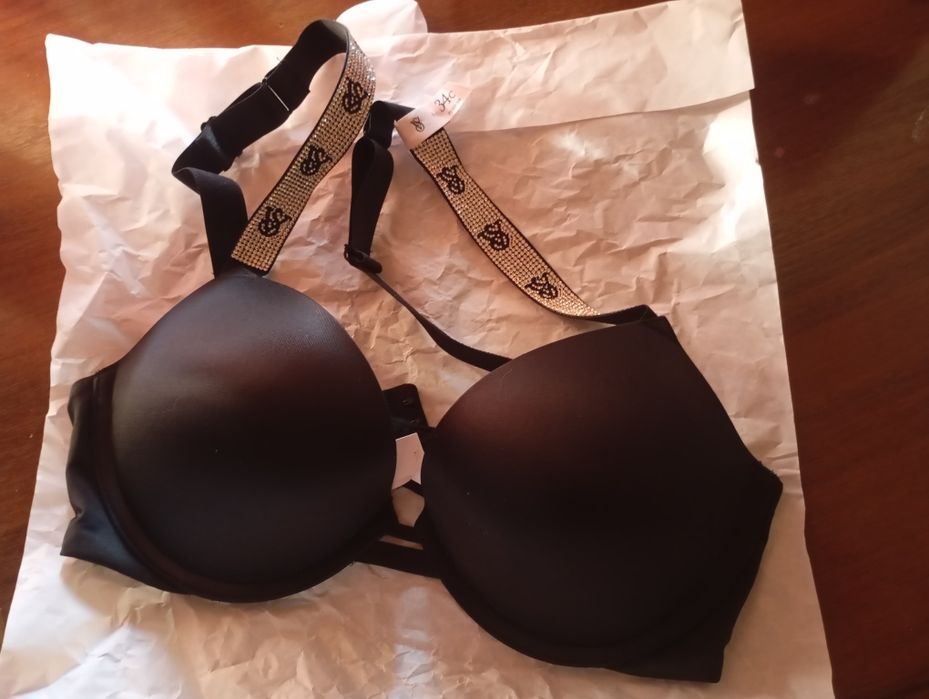 Лифчик Victoria's secret размер 34с полностью новый оригинал