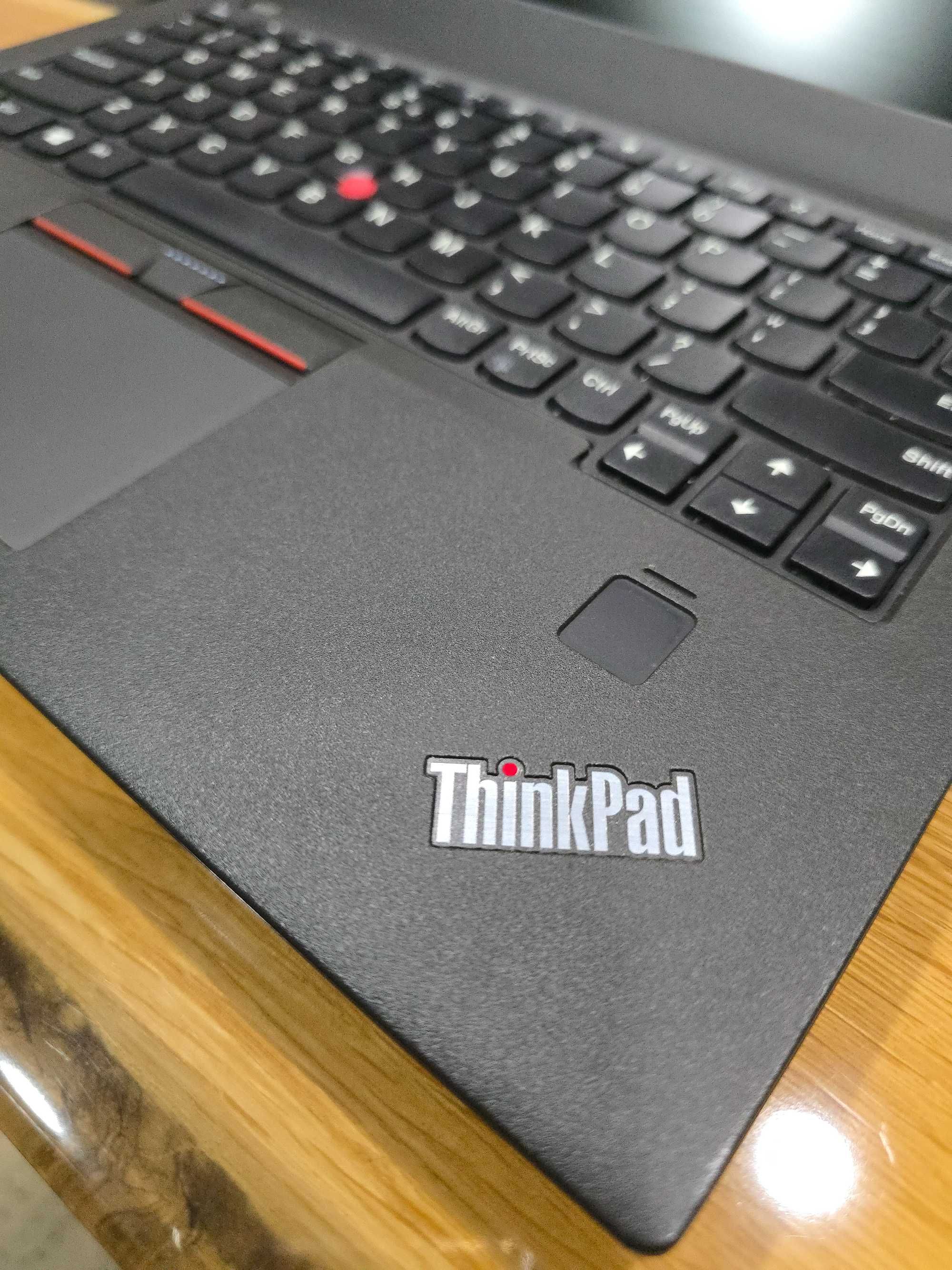 Fajny Zadbany Laptop Lenovo x270 i5/8 RAM/Dysk 240 GB Tanio