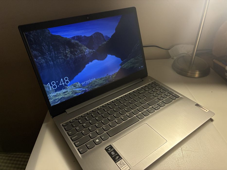 Laptop Lenovo Ideapad 3 intel i5, 12GB RAM 15IIL05