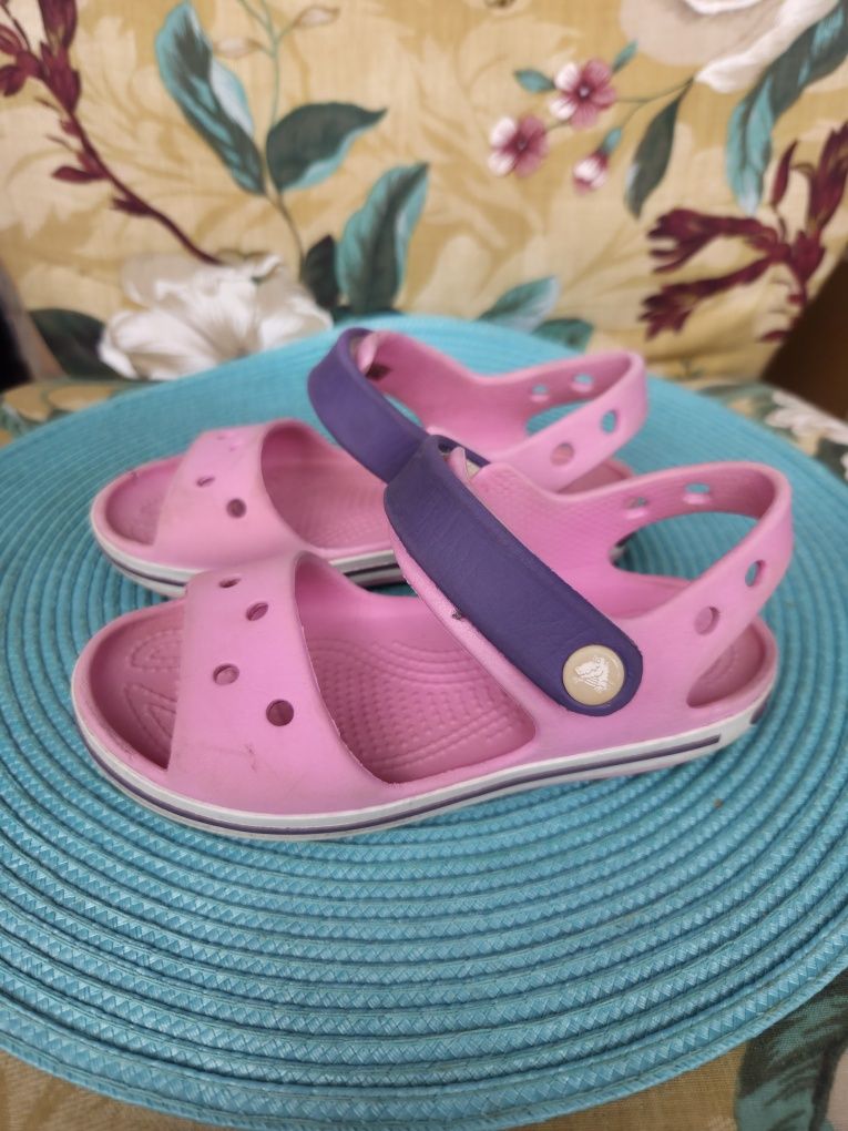 Продам дитячі крокси Crocs C10