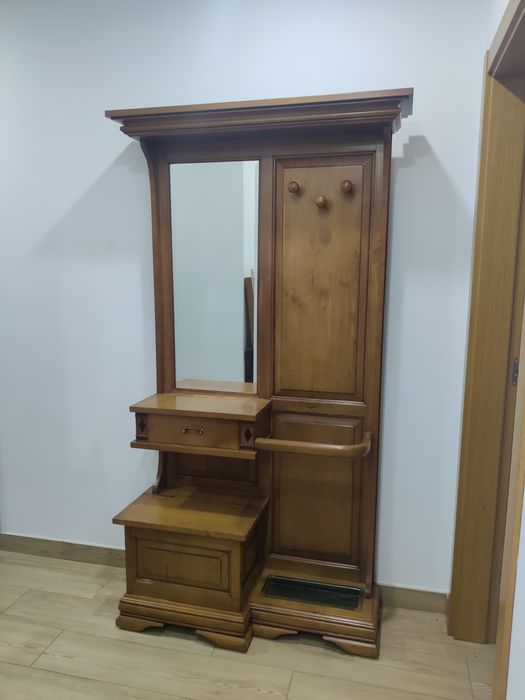 Móvel de entrada com chapeleira