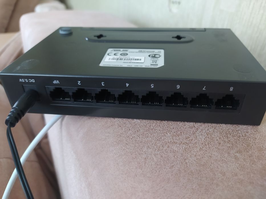 Сетевой коммутатор свитч  комутатор Asus  GX1008  та роутери TP-Link