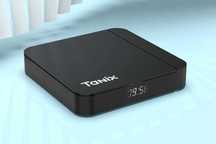Смарт ТВ приставка Tanix W2 4/32 + 6 міс. IPTV телебачення