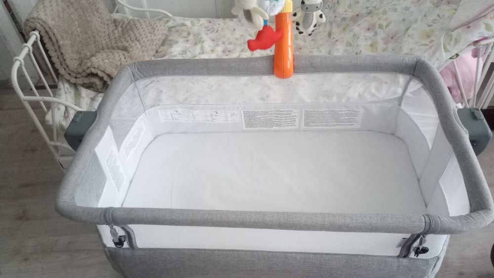 Dostawką kinderkraft + dodatkowy materac