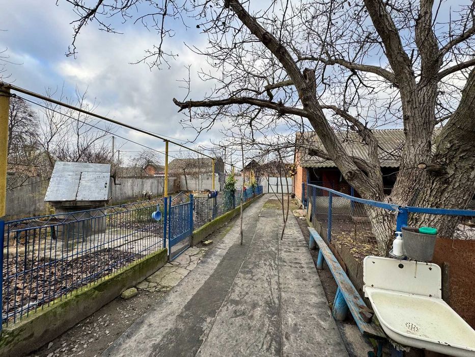 Продаж окремостоячого будинку в смт Турбів