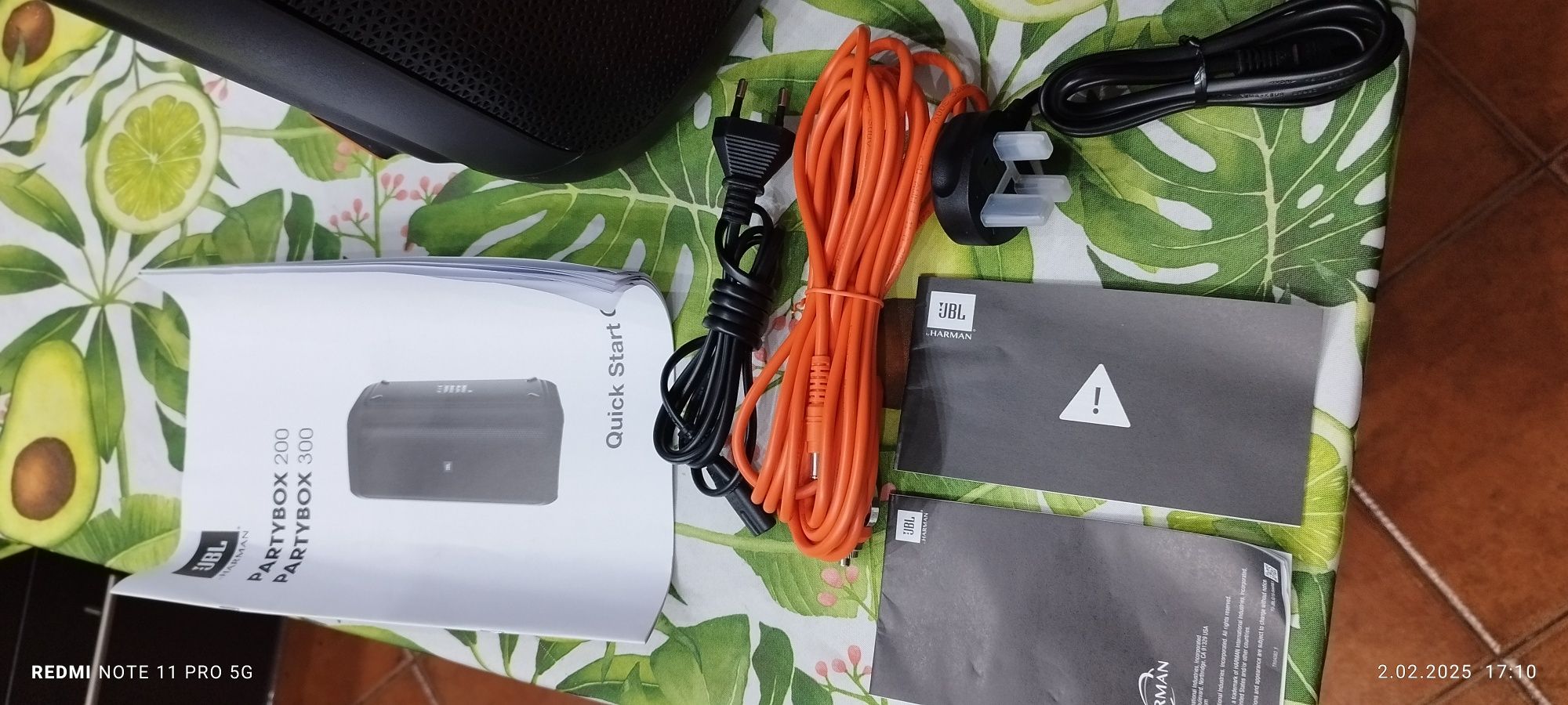 Jbl Partybox 200.