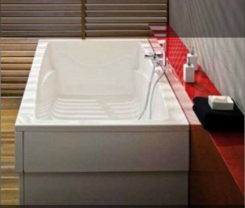 Ціну знижено! Ванна акрилова PoolSpaFantasy 185x115 прямокутна на рамі