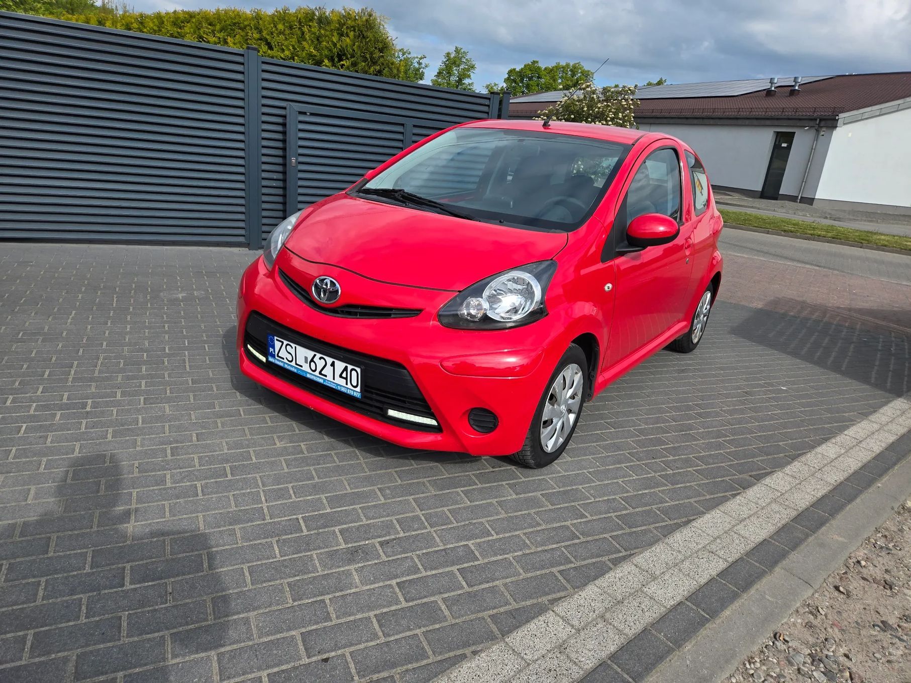 Toyota Aygo Świeżo sprowadzony/ Klima/ Cena za auto juz zarejestrowane w Polsce.