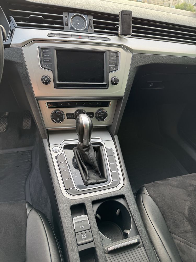 Продаж Passat b8