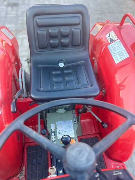 YANMAR YM1601D IMACULADO