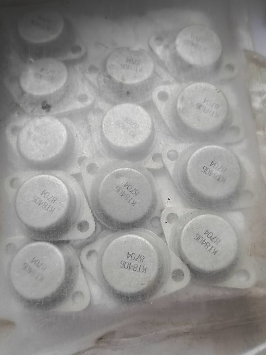 Новые радиодетали СССР, транзисторы,ESP-50 и тд