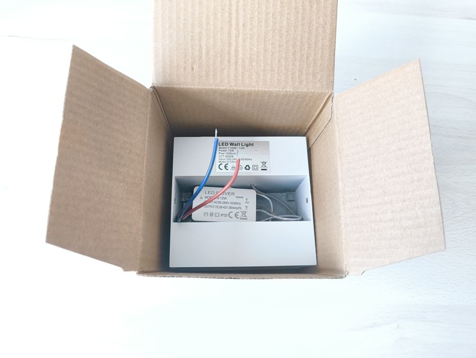 Lâmpadas LED de parede Amazon 12W 4000K 1200lm