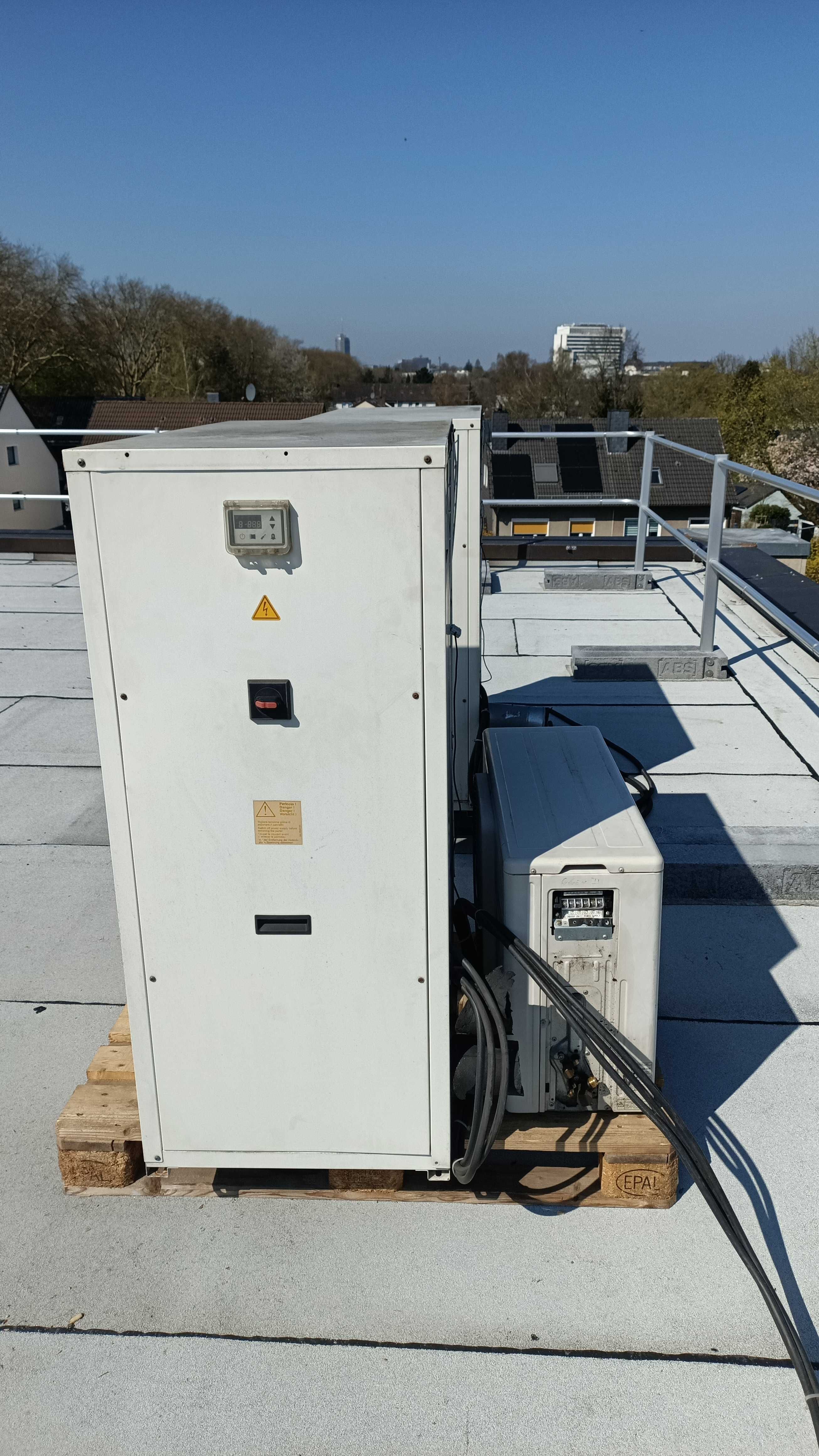 Agregat CHILLER " AERMEC " model  ANL 070