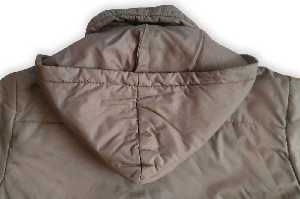 Płaszcz damski pikowany z kapturem