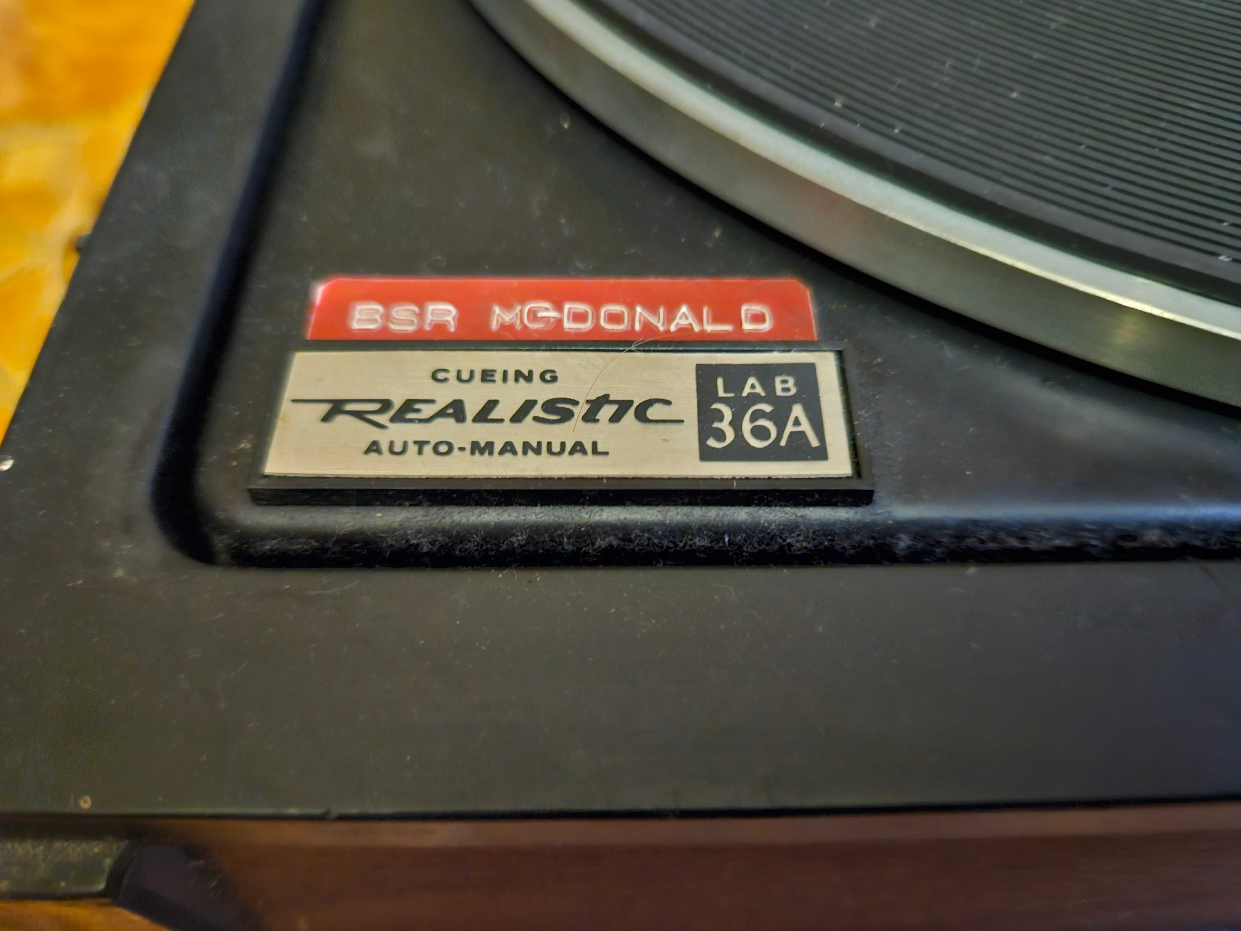 Gramofon Realistic 36A