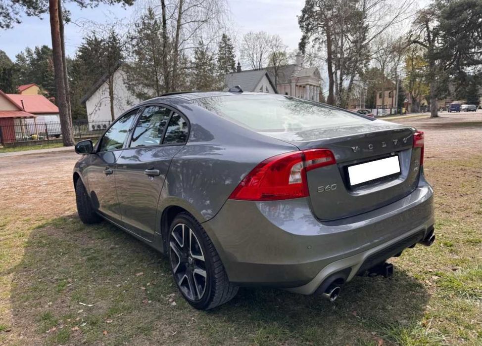 Volvo S60 2017 R-desing