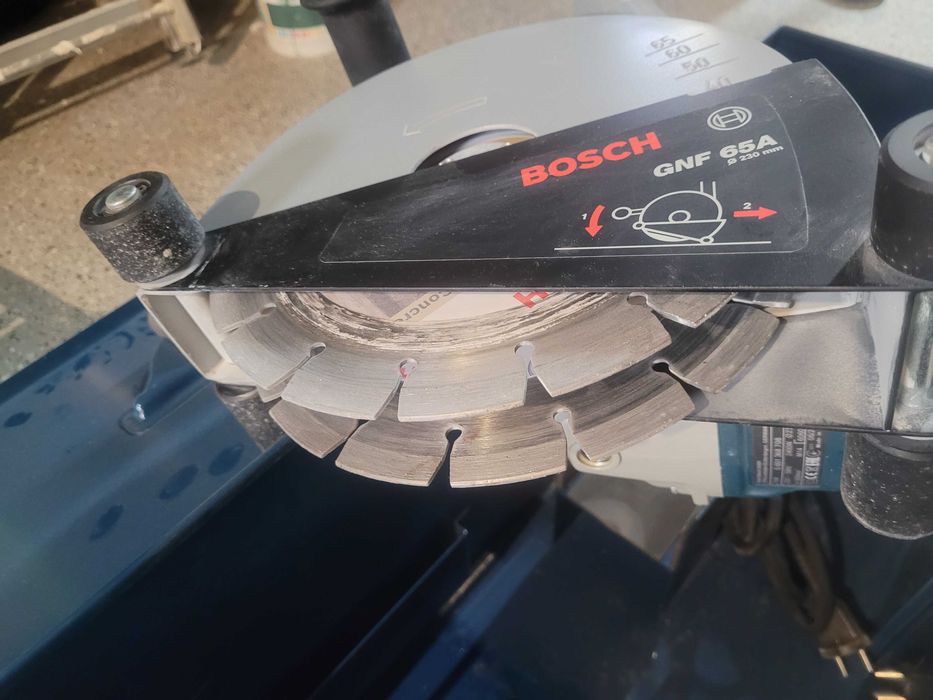 Bruzdownica Bosch GNF 65 A Professional w walizce stan idealny