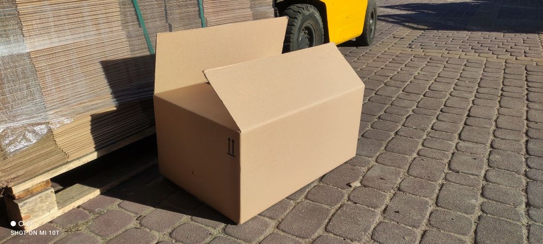 Kartony klapowe 592x392x300 3WC 492g NOWE