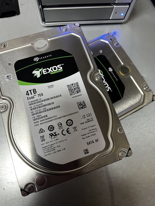 Hdd 4tb 3.5’ SATA або SAS