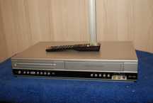 Magnetowid na kasety VHS z DVD Philips pilot