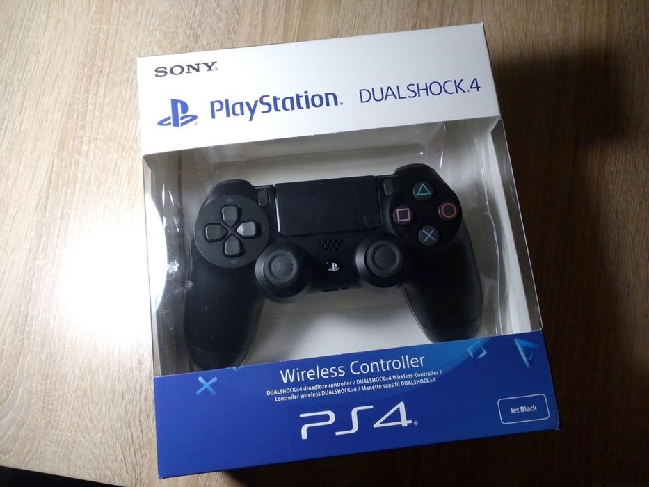 Pad ps4 nieotwierany