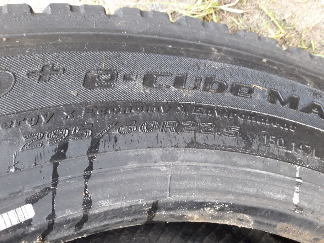 Opona opony 295/60r22.5