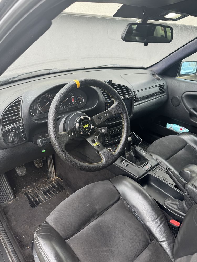 BMW E36 Бмв е36 м52б28 Стрит/корч