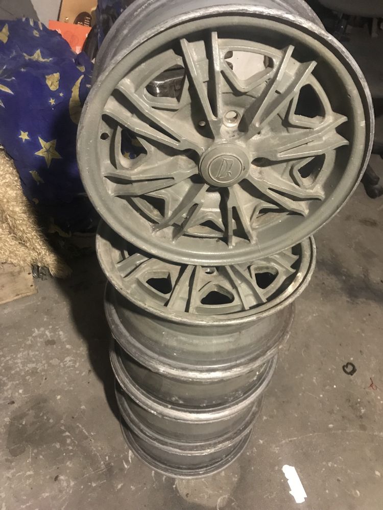 Диски БЛМЗ Сніжинка 4х98 r13