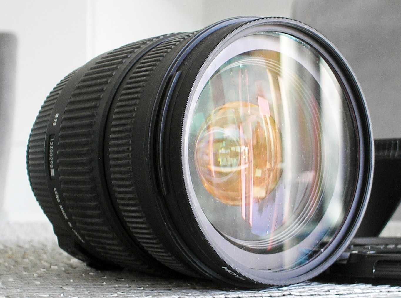 Obiektyw Sigma Nikon DC 17-70mm f/2,8-4 Macro HSM OS, + filtr UV