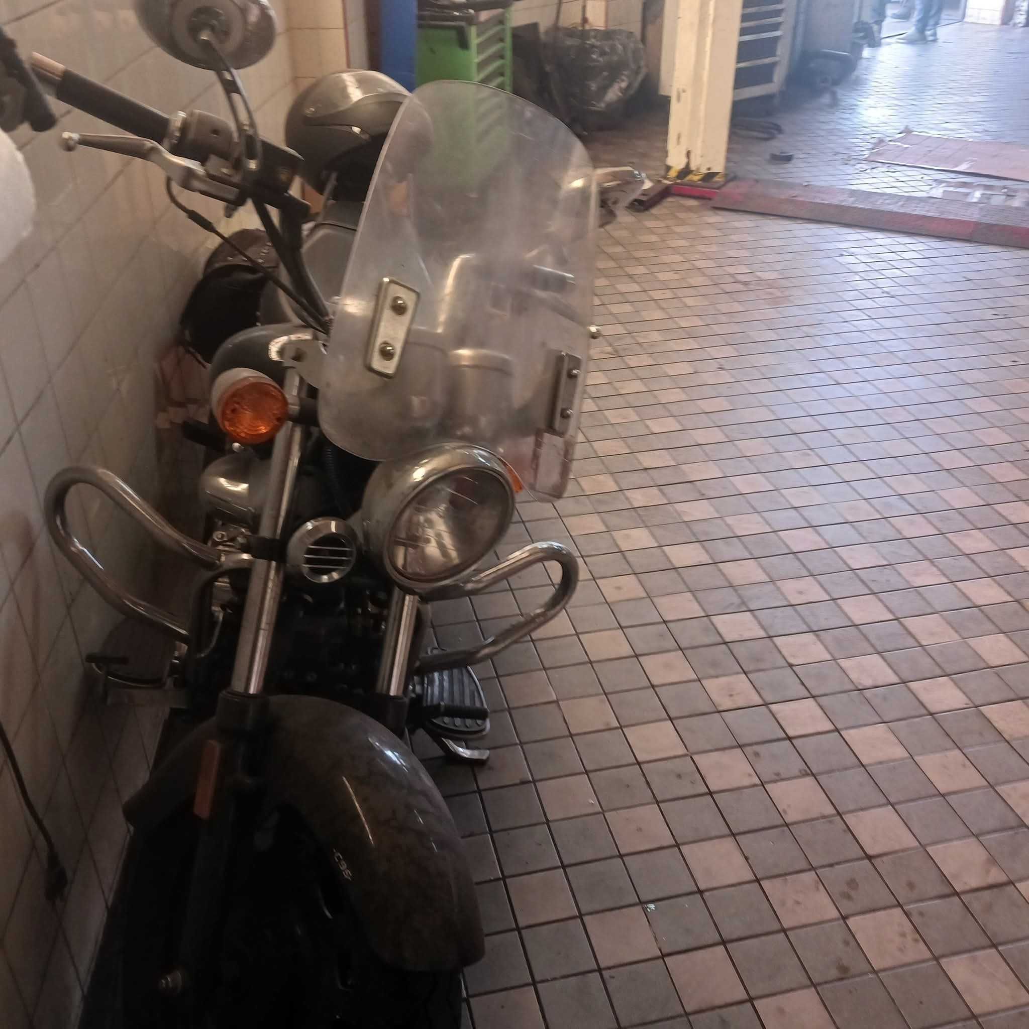 Mota 125 completamente nova, um único dono