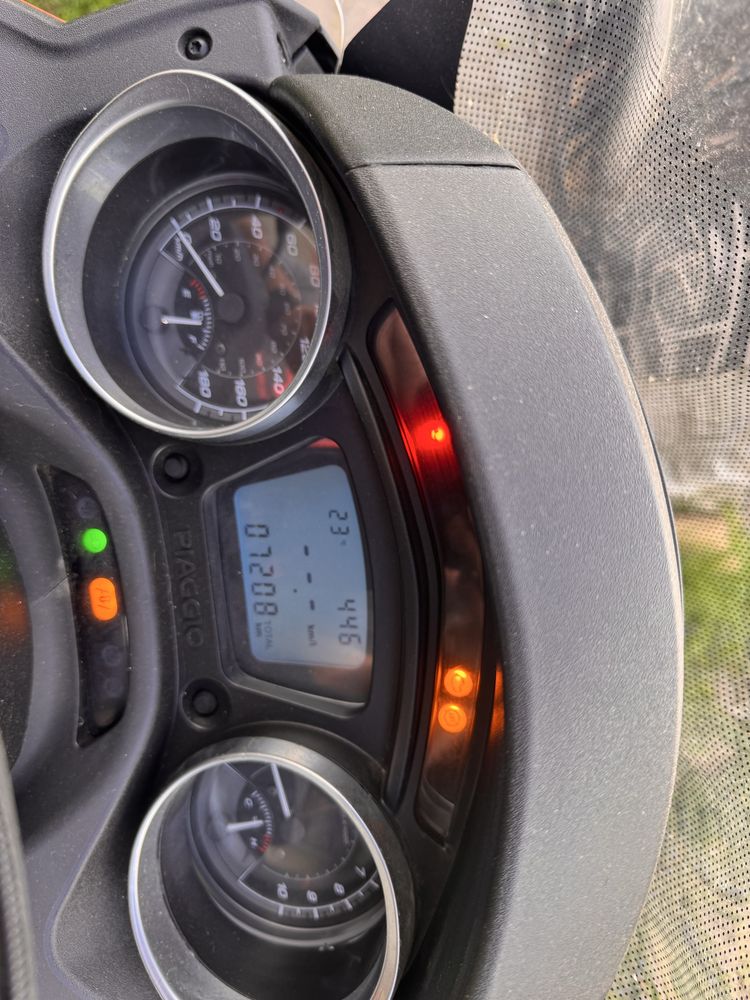 Piaggio mp3 300 HPE