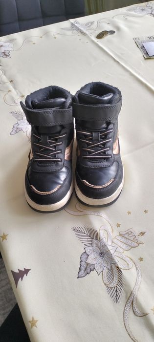 Buty zimowe dziecięce rozmiar 28