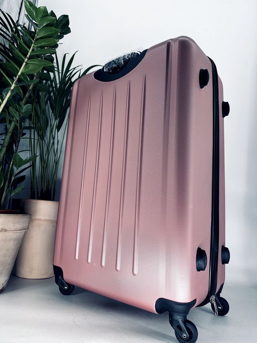 Nowa duża walizka podróżna - wysyłka olx