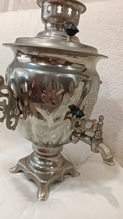 Самовар працюючий