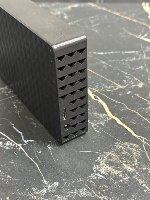 Жорсткий диск Seagate Expansion 6TB STEB6000403 3.5" USB 3.0 External