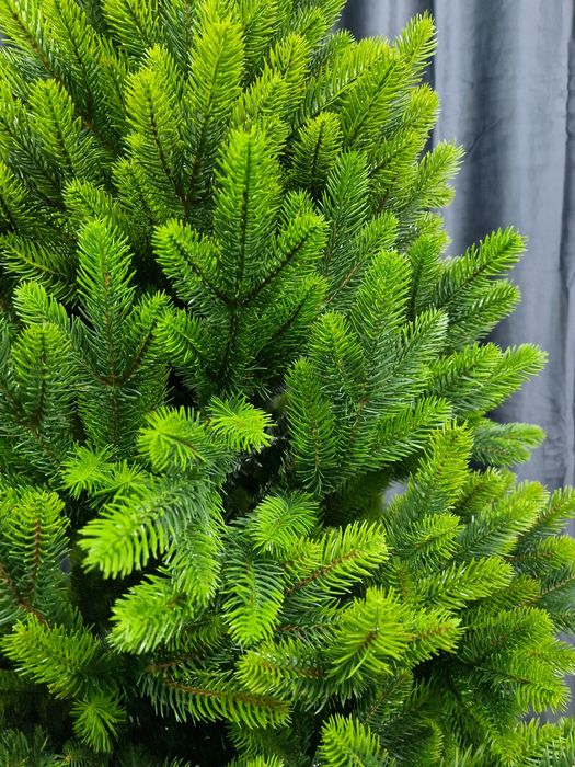 Ялинка штучна лита 1,8м з салатовими кінчиками пишна Елка литая 180 см