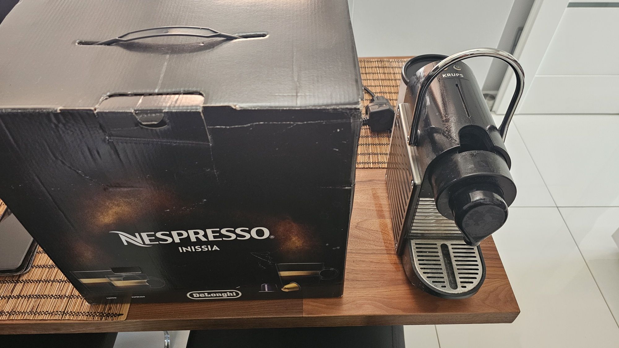 Ekspres do kawy na kapsułki Nespresso Krups XN3005