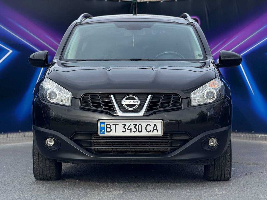 Nissan Qashqai 2010, 2.0 дизель, механика, 7 мест