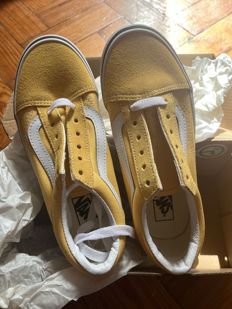 Vans amarelos novos tamanho 34