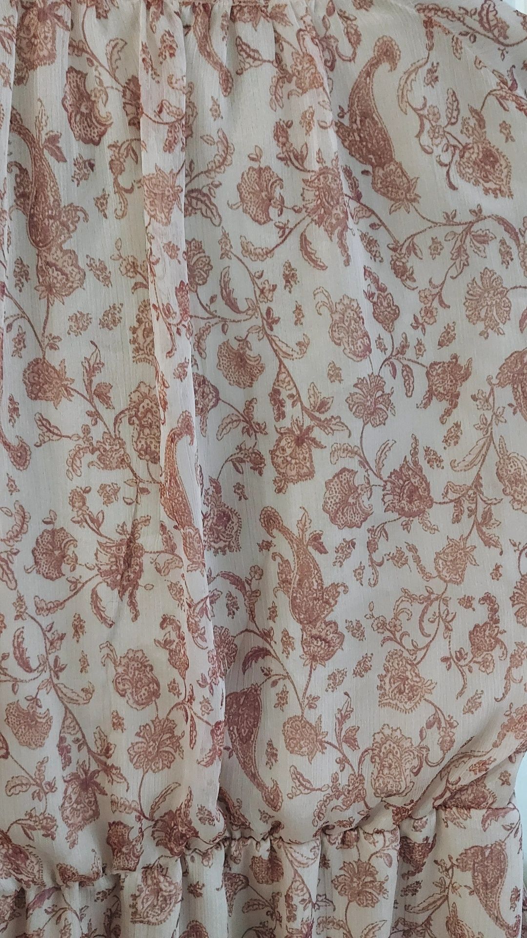 Delikatna i zwiewna sukienka pod szyję Mango Suit kwiaty XS 34