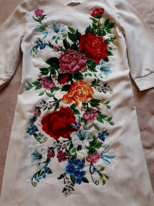 Вишиванка бісером